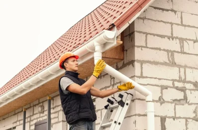 Pose et remplacement de gouttières à Flaxlanden